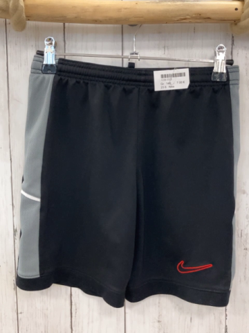 Nike Sportshorts Gr. 140  schwarz grauer Streifen an der Seite