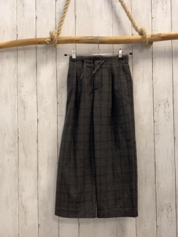 zara Hose Gr. 122  schwarz grau kariert