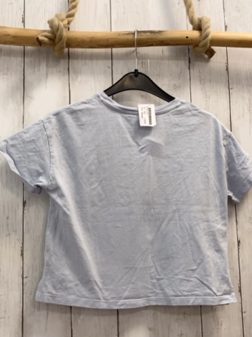 Mango  T-Shirt  Gr. 122  hellblau blau hellblau gestreifte Schrift 