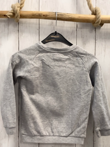   Pullover  Gr. 110  grau Elch mit Weihnachtsmütze 