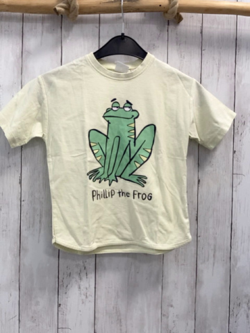 Zara  T-Shirt  Gr. 116  creme Frosch Schrift 