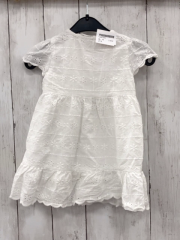   Kleid  Gr. 74  weiß Lochstickerei 
