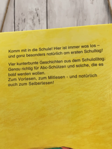   Buch Hurra! Wir gehen in die Schule 