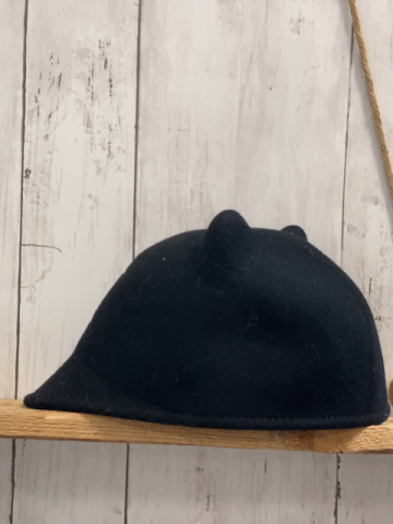 Little Marc Jacobs  Hut  Gr. 56cm  schwarz goldenes Katzengesicht 