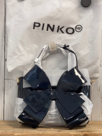 neu Pinko  Tasche  Gr. 18/13/7  schwarz Lack große Schleife goldene Applikationen mit Beutel  