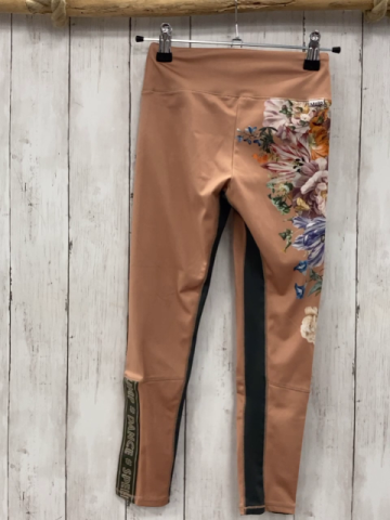 Molo  Sportleggings  Gr. 122  ocker oliv bunte Blumen Schrift 