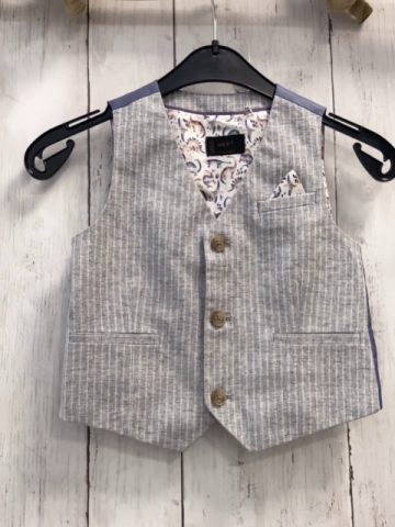 next  Weste  Gr. 92  gau hellgraue Streifen