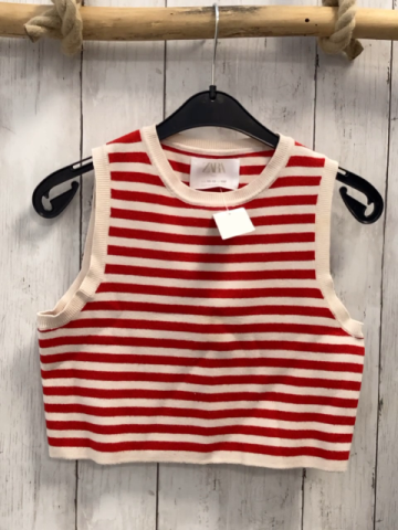 zara Top Gr. 152  rot beige gestreift gerippt