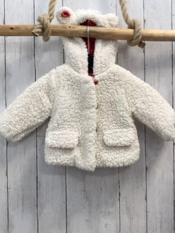 Sergent Major  Plüschjacke  Gr. 68  weiß Kapuze mit Ohren rotes Futter mit Blumen 