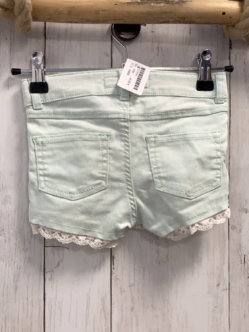 H&M  Shorts  Gr. 104  mint weißer Spitzensaum Bund verstellbar 