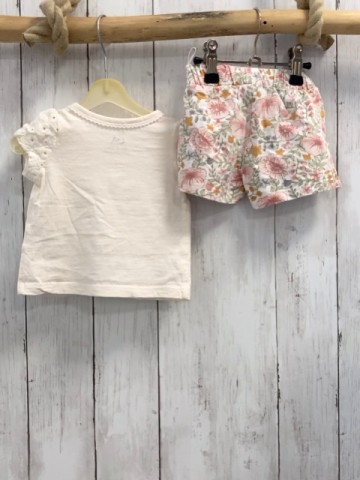 2tlg  T-Shirt + Shorts  Gr. 62  beige Blumen Lochstickerei 