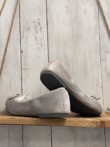 S´Oliver  Schuhe Gr. 37  hellgrau Schleife mit Herz 