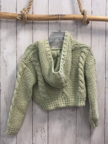 Zara  Pullover  Gr. 128  hellgrün Strick Zöpfe Kapuze kurz geschnitten