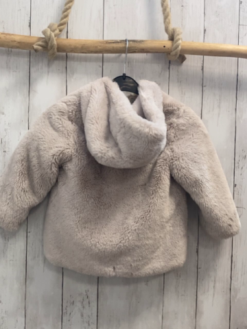 Zara  Plüschjacke  Gr. 98  beige Kapuze 