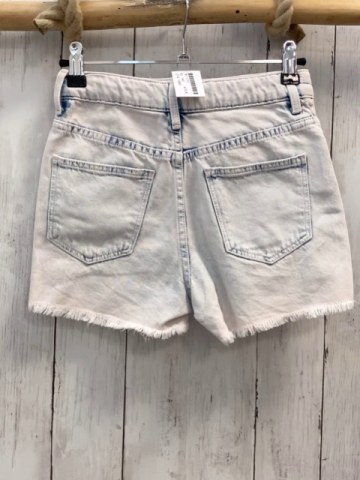 H&M  Shorts  Gr. 140  hellblau Jeans Bund verstellbar 
