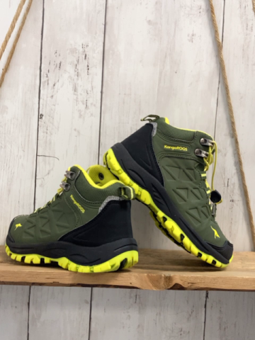 kangaroos Boots Gr. 30  oliv gelb 