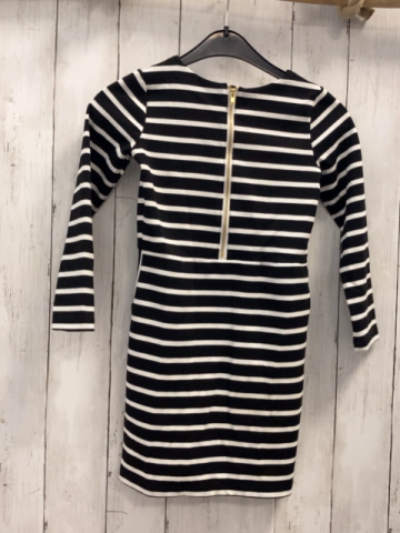 H&M Kleid Gr. 110  schwarz weiße Streifen