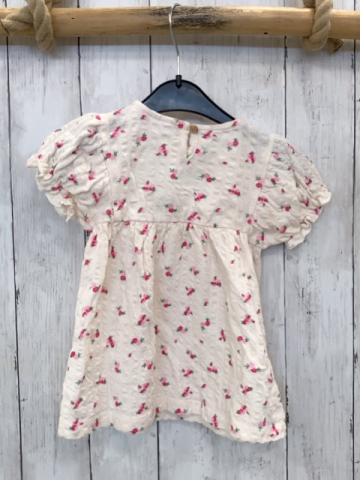 Zara  Kleid  Gr. 80  weiß Struktur Blumen 