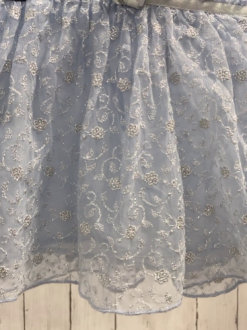 Benetton Rock Gr. 92  hellblau transparenter Überrock mit silber Stickerei Schleife 