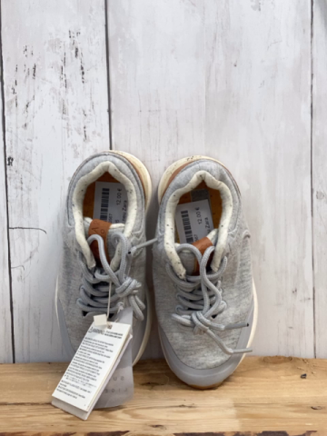 neu Zara  Schuhe  Gr. 26  grau braune Ferse NP 25,95 € 