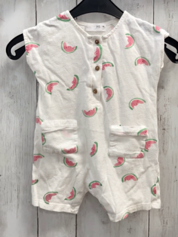 zara Playsuit Gr. 80  weiß Melonen
