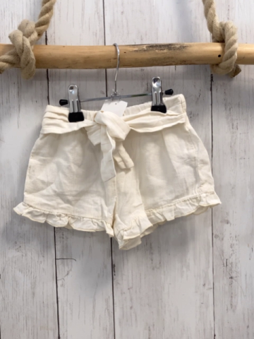 zara Shorts Gr. 92  weiß Gürtelband