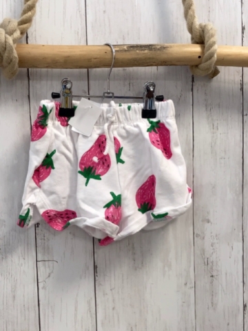 zara Shorts Gr. 98  weiß pink grüne erdbeeren