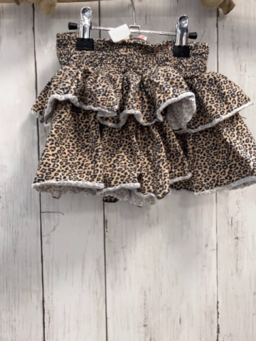 zara Rock Gr. 104  beige schwarz leoprint