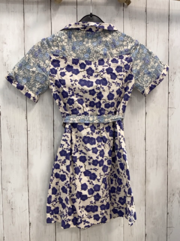 zara Kleid Gr. 134  weiß lila Streifen + Blumen