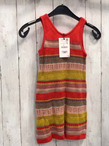 zara Kleid Gr. 116  rot aprikot grün Streifen Strick NP 25,95 €