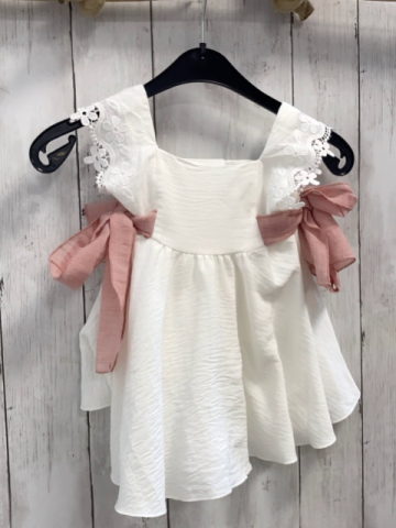 Copo Kleid Gr. 92  weiß Ärmel mit Lochmuster rosa Gürtelband 