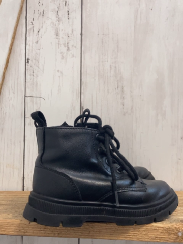 Zara  Boots  Gr. 23  schwarz 