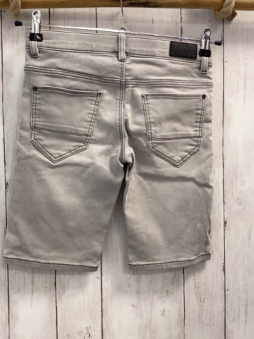  Shorts Gr. 140  grau Jeans Bund verstellbar