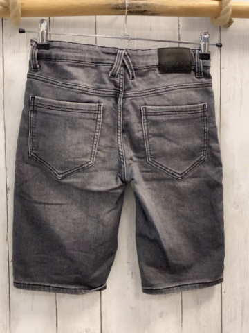  Shorts Gr. 152  grau Jeans Bund verstellbar