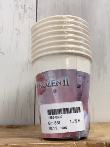 neu  Trinkbecher  8 Stück Frozen 