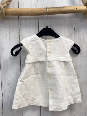 Zara  Kleid  Gr. 68  weiß Struktur graue Schleife 