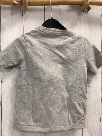 GAP T-Shirt  Gr. 110  grau Pailettenschrift 
