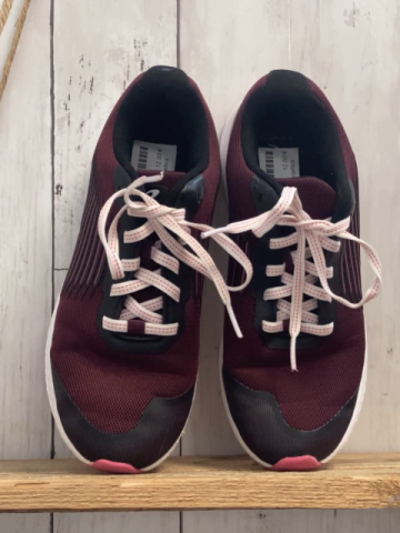 Energetics  Schuhe  Gr. 36  brombeere schwarz weiße Sohle 