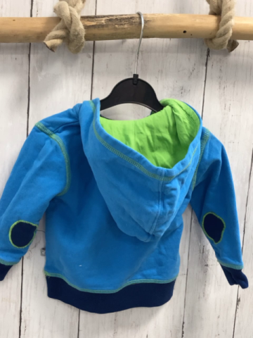 Liegelind  Pullover  Gr. 74  hellblau Kapuze blauer Bund hellgrüne Nähte Fußball 