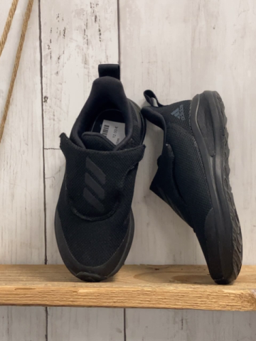 Adidas  Schuhe  Gr. 28  schwarz 