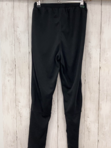 neu Uhlsport Jogginghose Gr. 164  schwarz NP 30 €