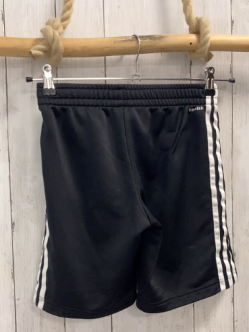 Adidas  Sportshorts  Gr. 152  schwarz weiße Seitenstreifen 