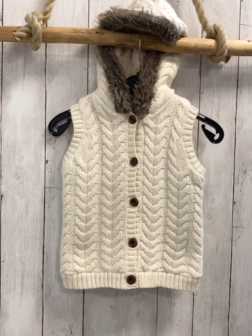 Max Studio  Weste  Gr. 104  creme mit goldenen Glitzerfädchen Kpauze mit Fellbund 