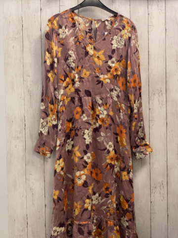 Deerberg  Kleid  Gr. S lavendel mais orange weiße Blumen burgunder Blätter 