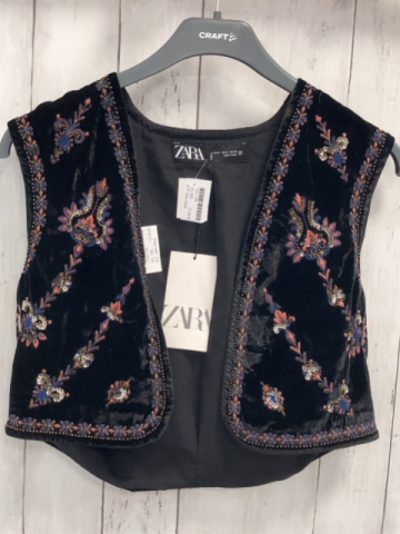 neu Zara  Weste  Gr. 152  schwarz Samd bunte Blumen mit silber Steinen + Pailetten NP 39,95 € 