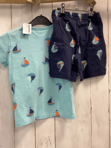2tlg  T-Shirt + Shorts  Gr. 98  hellblau blau Segelboote 