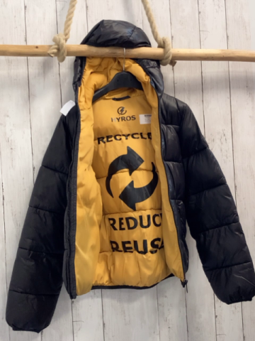 Hyros Jacke Gr. 134  schwarz innen gold