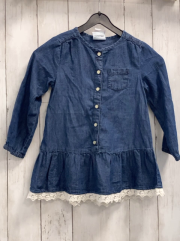   Kleid  Gr. 104  blau Jeans weißer Spitzernsaum
