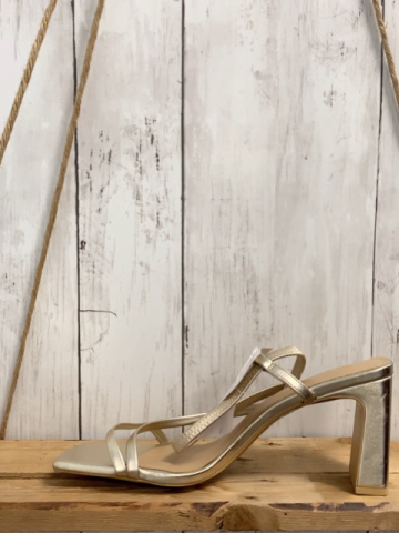 neu H&M  Sandaletten  Gr. 40  goldene Riemen 