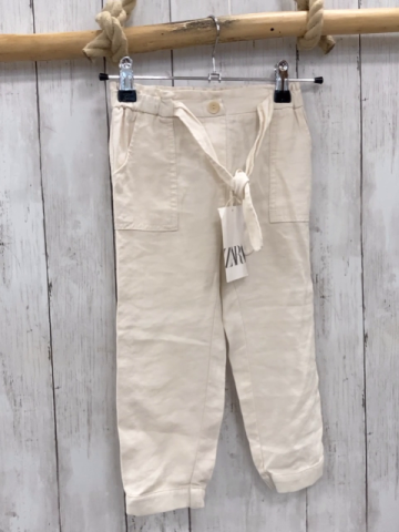 neu Zara  Hose  Gr. 104  champagne mit Gürtelband NP 17,95 € 